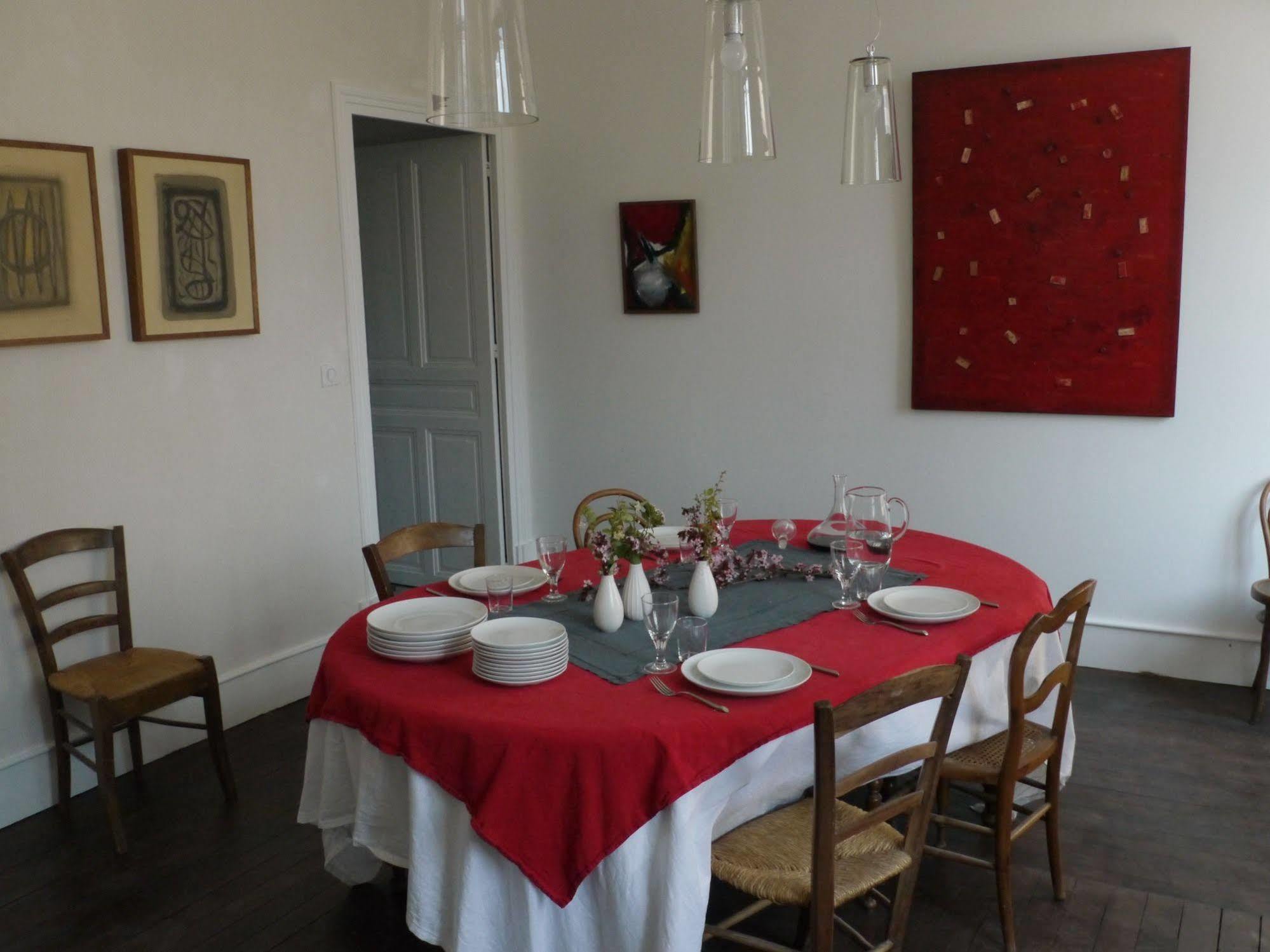 La Grande Maison Bed and Breakfast Montmeyran Εξωτερικό φωτογραφία